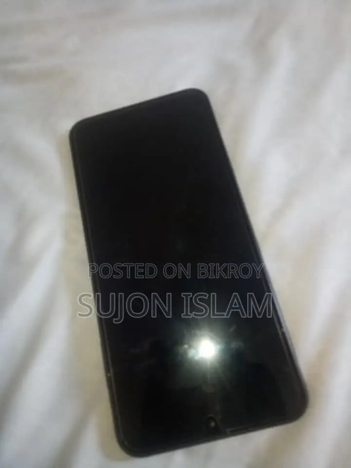 Samsung Galaxy A17 . (Used)