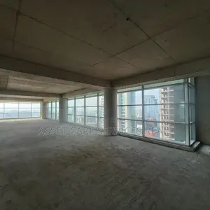 19400 Sq Ft New Floor for Rent