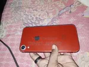 Apple iPhone XR (Used)