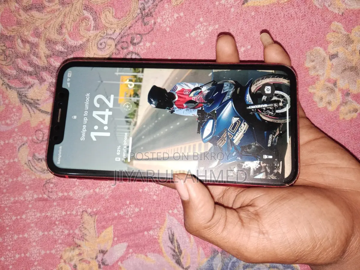 Apple iPhone XR (Used)