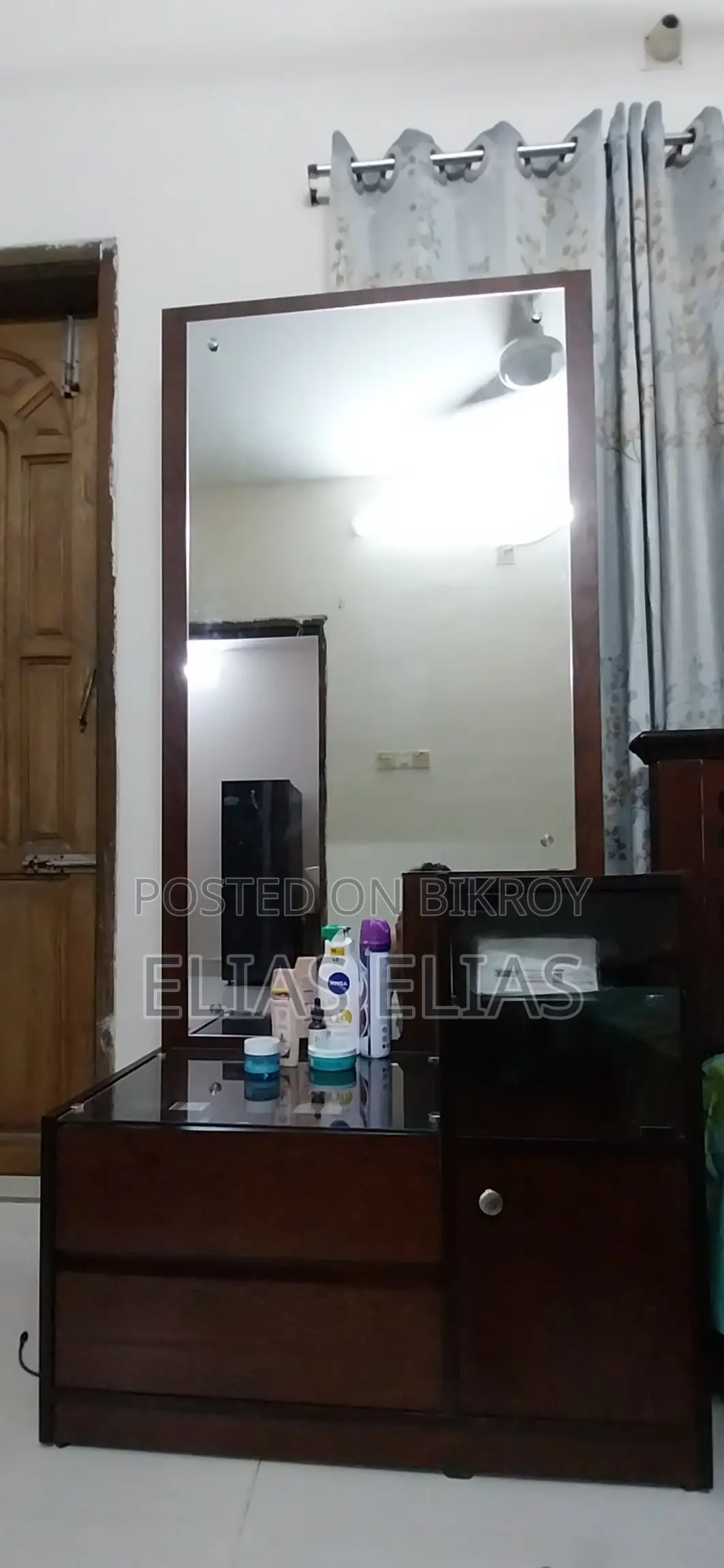 Dressing Table for Sale