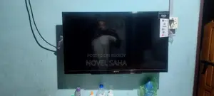 Sony 30D 32 inch non smart TV