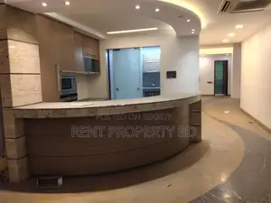 3900 sft Luxury unfurnished Flat For Rent In Gulshan 2 North