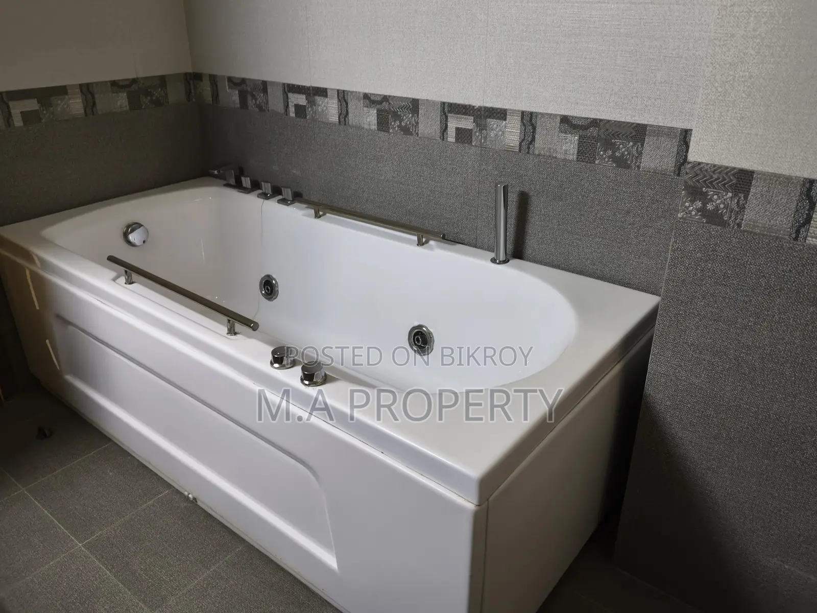 Rent Apartment 4-Bedroom Gulshan North