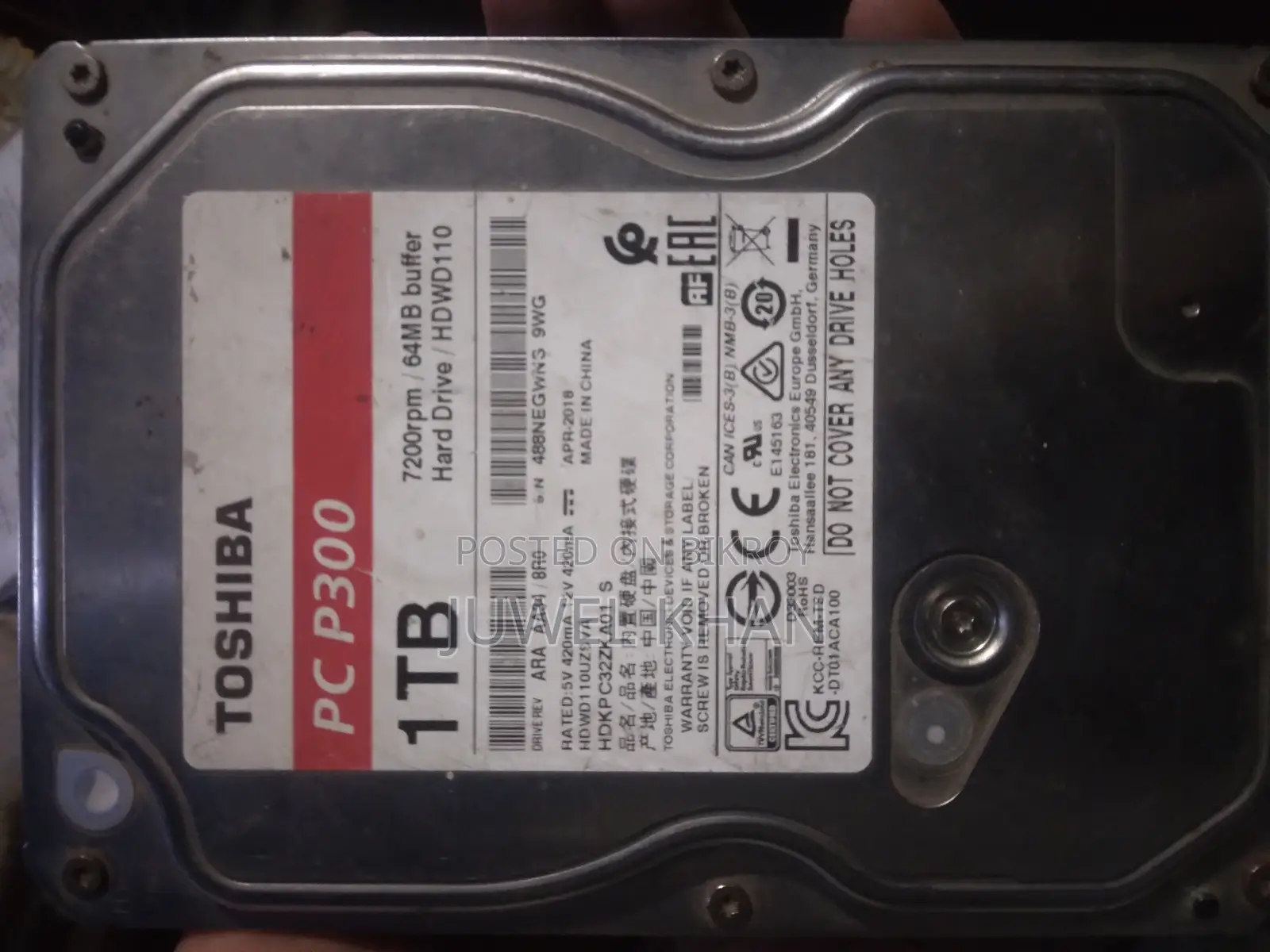 The Toshiba P300 1tb 3.5-inch 7200 Rpm Sata Desktop Internal Hard Drive