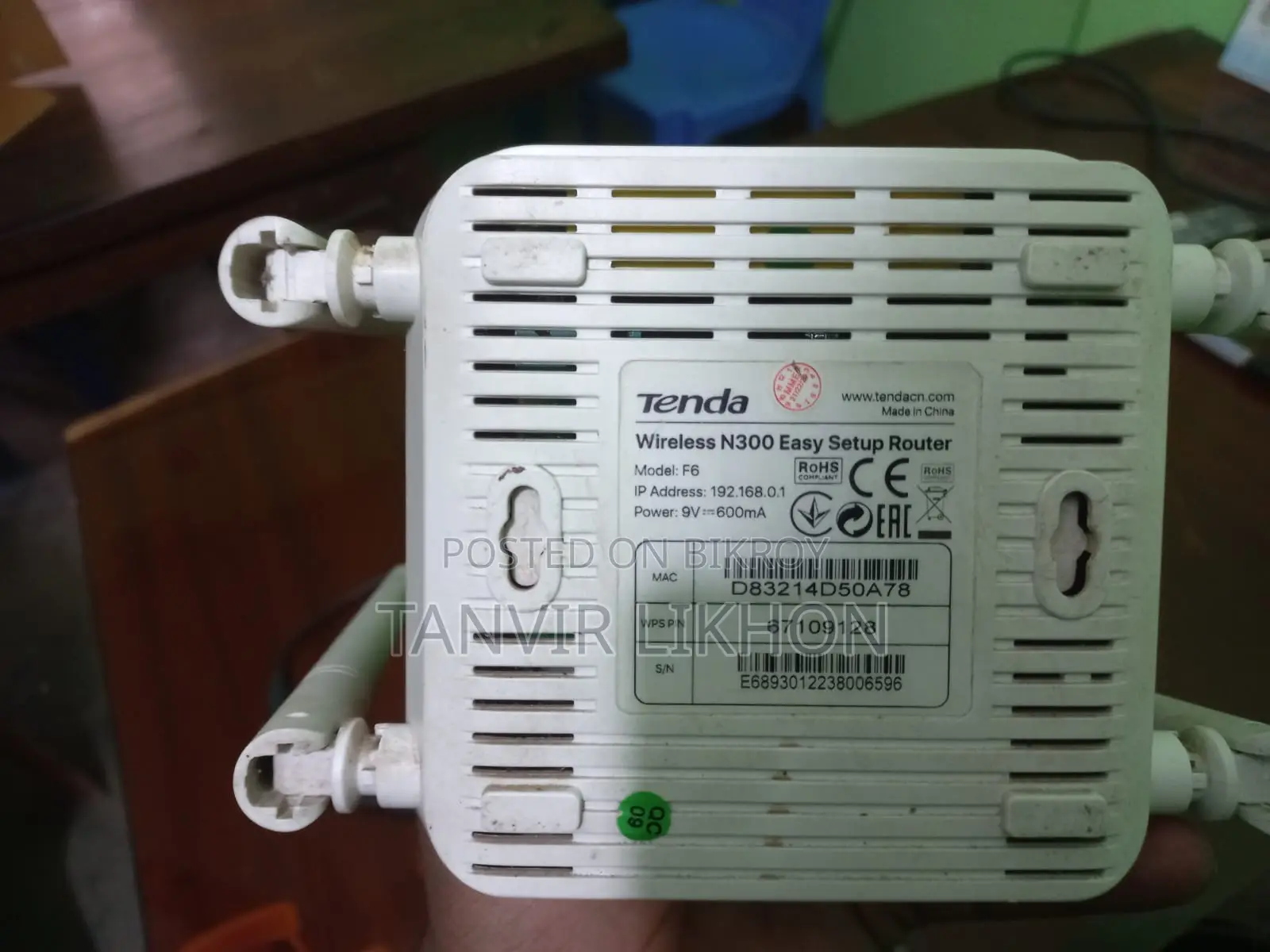 Tenda Router with Adapter