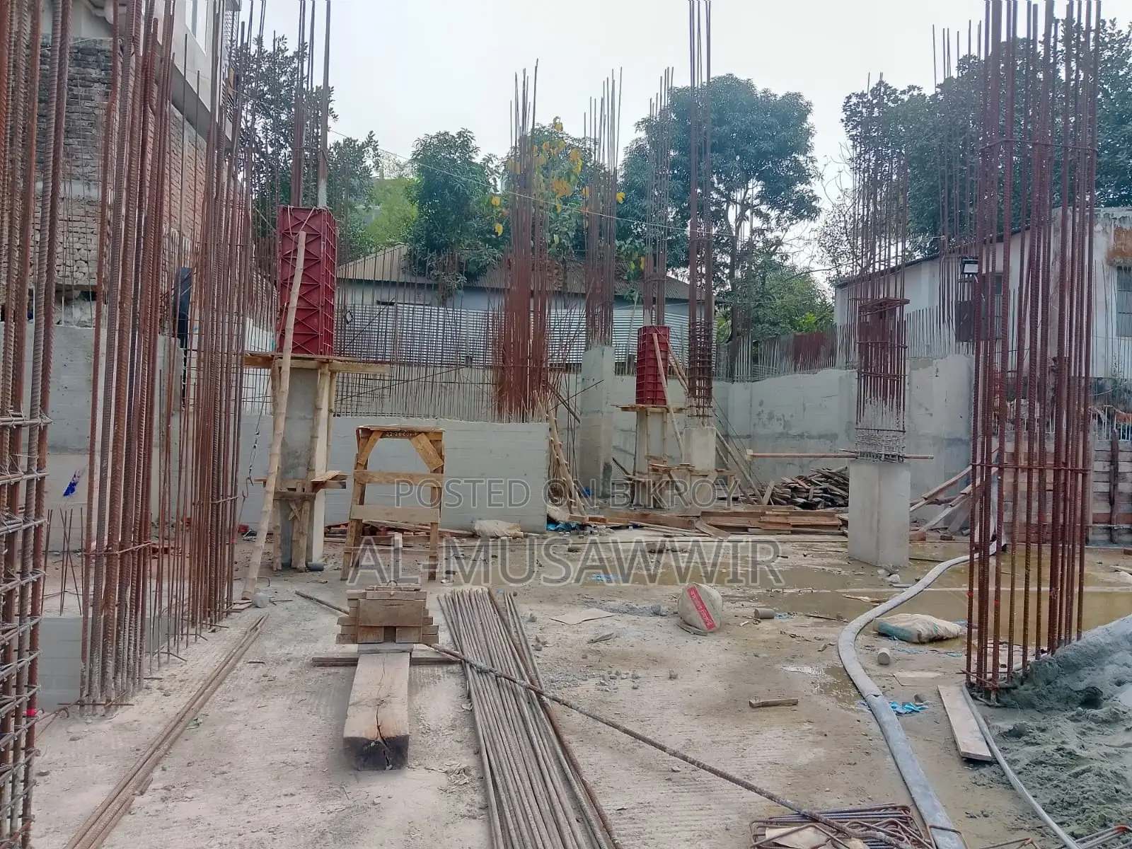 Customers will find you by the road at "Swapno Sindhu Project", Uttara