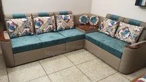 SOFA SEGUN. M # 571