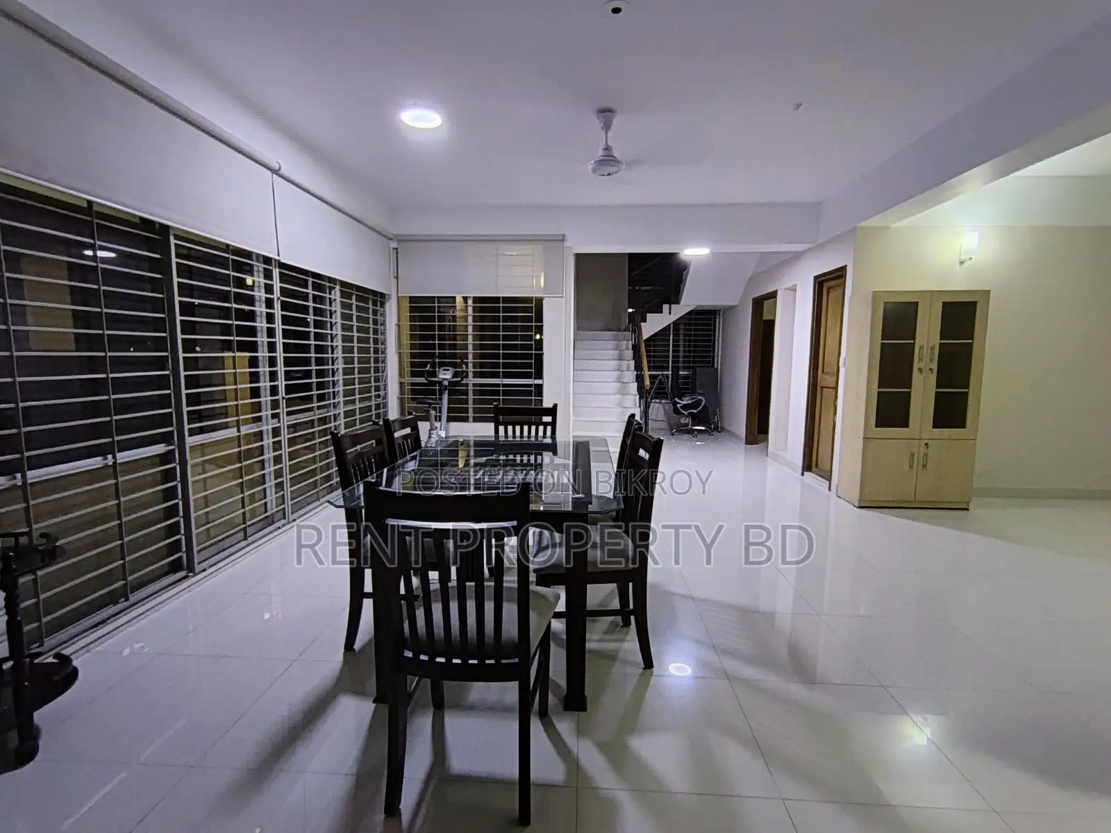 লেক ভিউ ডুপ্লেক্স সম্পূর্ণ ফার্নিশড অ্যাপার্টমেন্ট ভাড়া গুলশান-২