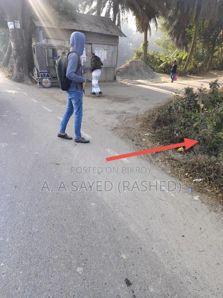 জমি বিক্রি হবে