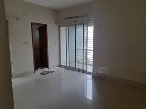 গুলশানে ২০০০ বর্গফুটের অফিস স্পেস ভাড়া হবে