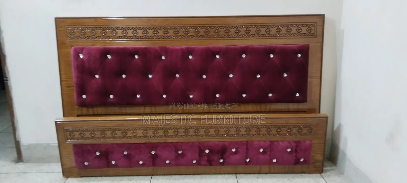 BED 6/7 FEET CANADIAN OAK VELVET. M # 7344