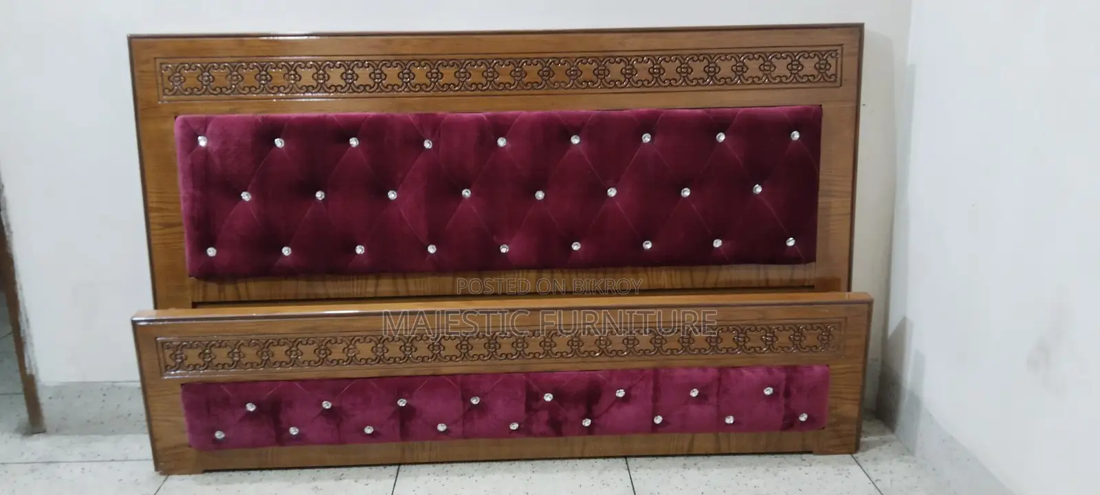 BED 6/7 FEET CANADIAN OAK VELVET. M # 7344