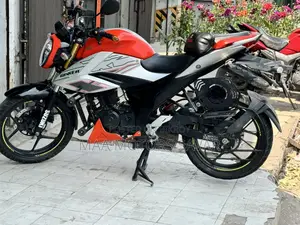 Suzuki Gixxer FI Disc in Fresh Condition 2024