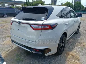Toyota Harrier Premium 2020