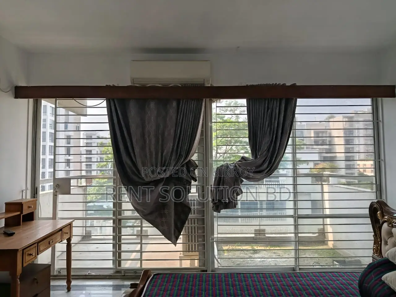 In A Mind-blowing Location Of Baridhara, 4000 Sqft Flat For Rent