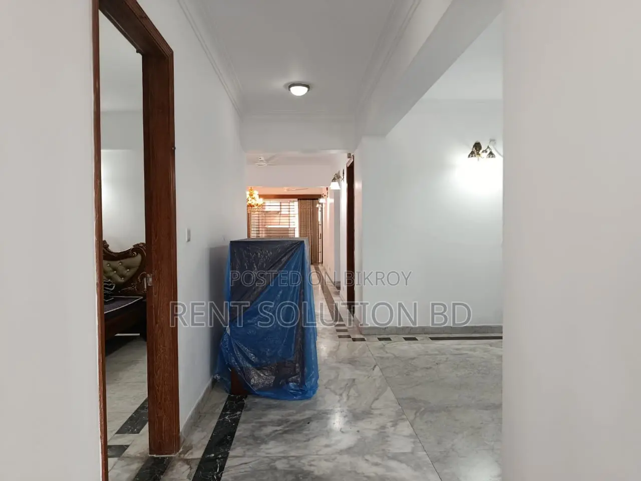 In A Mind-blowing Location Of Baridhara, 4000 Sqft Flat For Rent