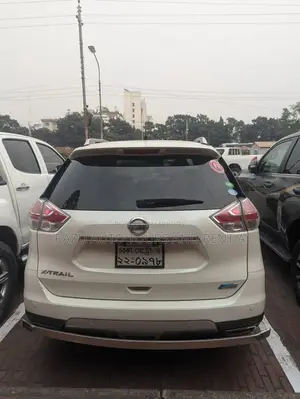 Nissan X-Trail For Rent