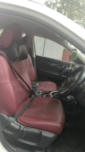Nissan X-Trail For Rent