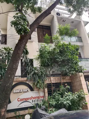3 stores indipendent house rent in banani