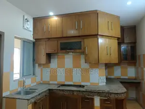 গুলশান ২-এ ভাড়ার জন্য ২৮৫০ বর্গফুটের ৪ বেড আন-ফার্নিশড অ্যাপার্টমেন্ট