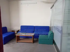 গুলশানে ২২০০ বর্গফুটের অফিস স্পেস ভাড়া