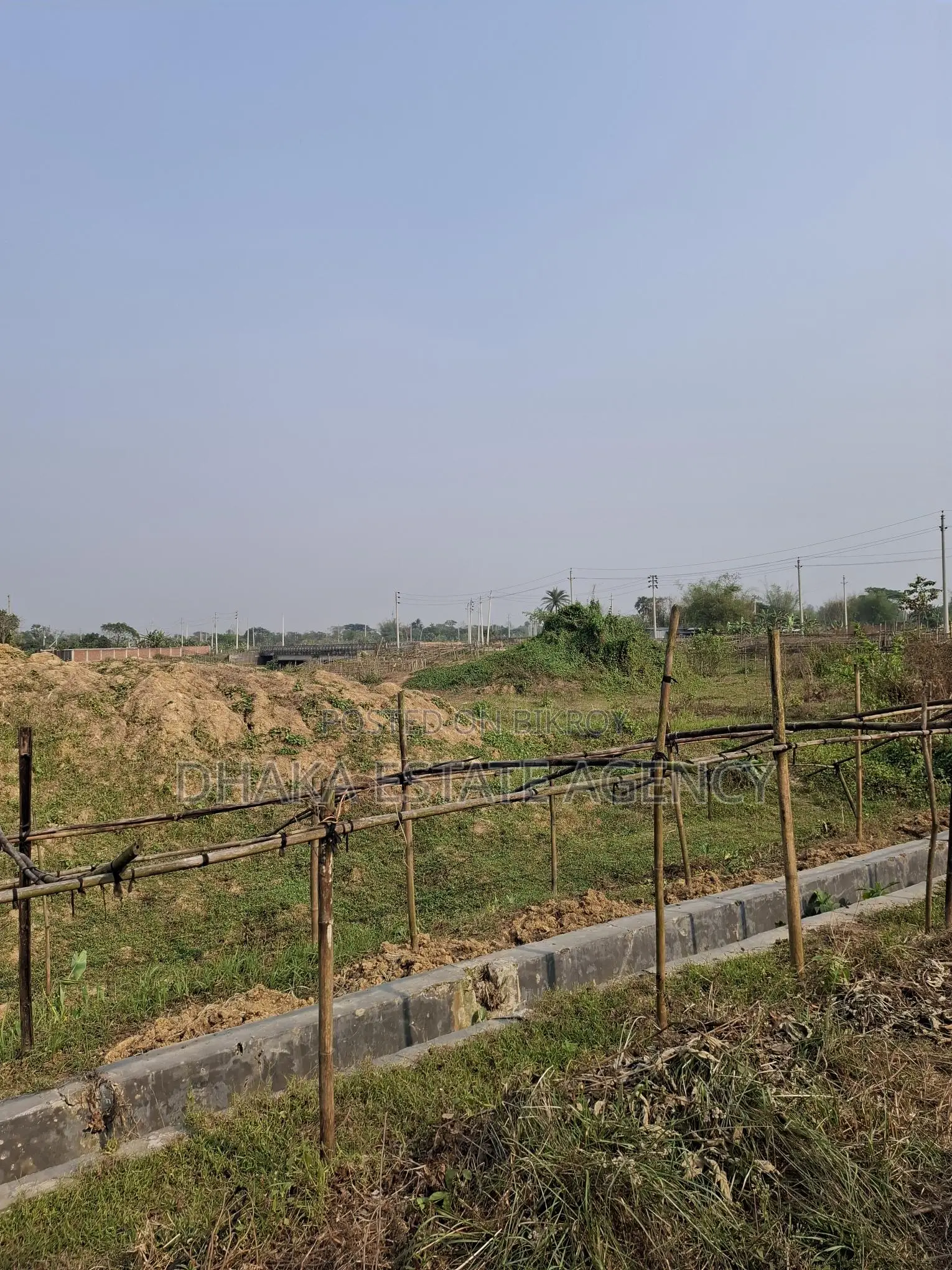 সেক্টর ২৮, রোড ৩২২, দক্ষিণমুখী ৩ কাঠা প্লট বিক্রয়