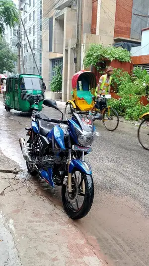 TVS Apache RTR 160 . 2026