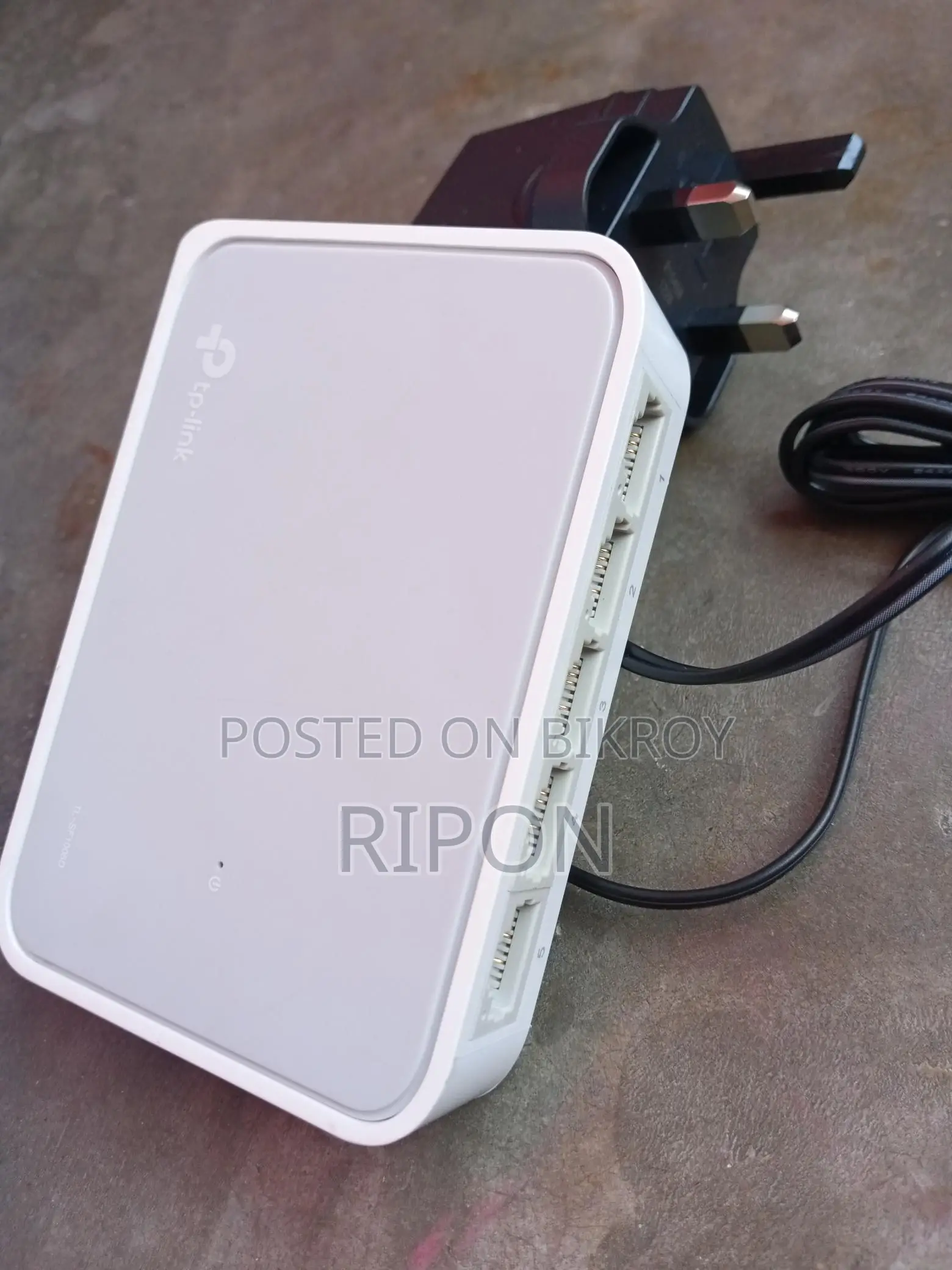 TP-Link 5-Port Desktop Switch (LS1005)