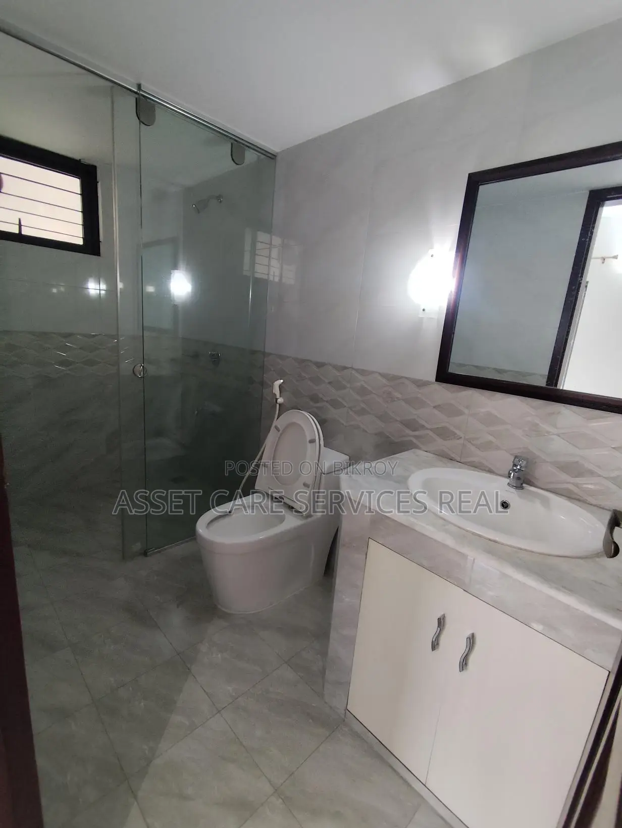 Swimming-Gym Facilities 4Bed Un-Furnished Apartment For Rent In Gulshan