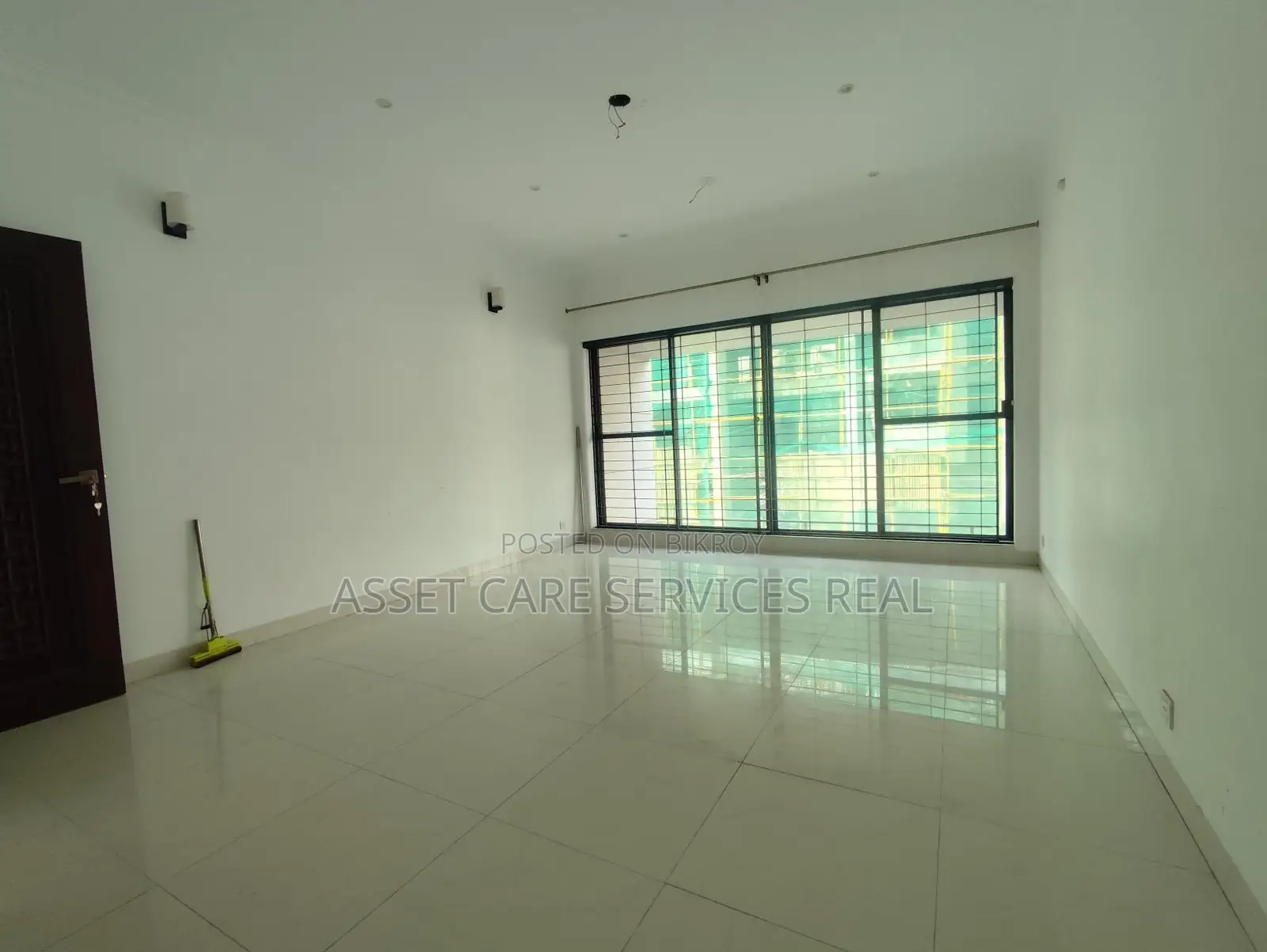 Swimming-Gym Facilities 4Bed Un-Furnished Apartment For Rent In Gulshan