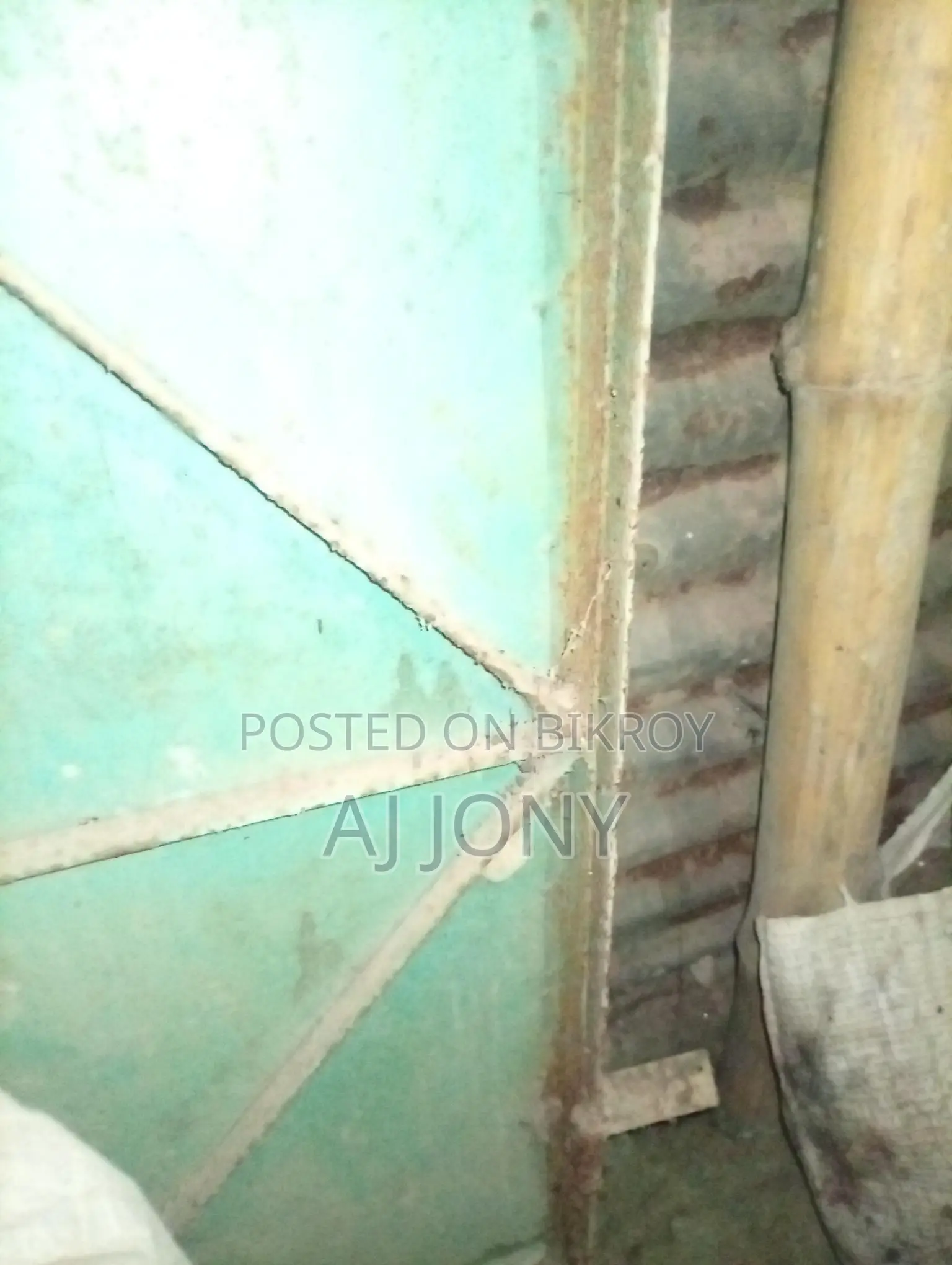 লোহার গেইট