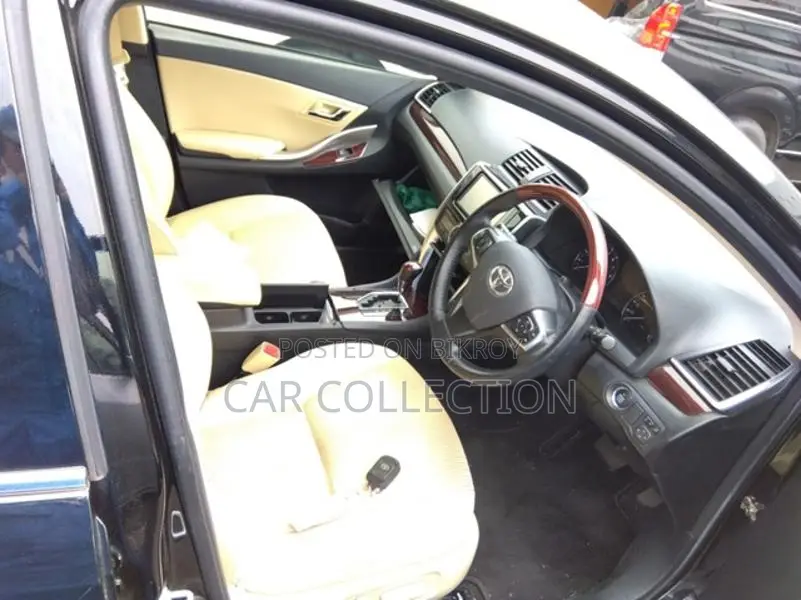 Toyota Premio Fex Black 2020