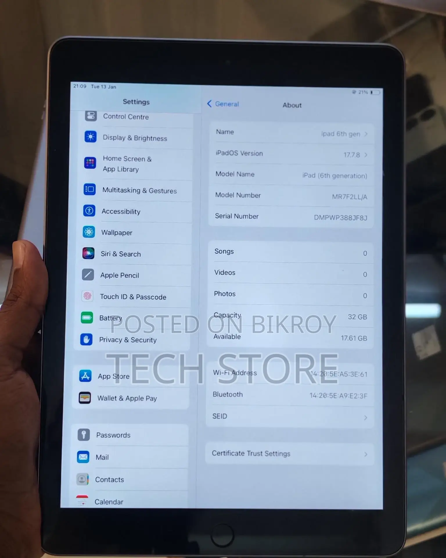Ipad 6th gen 32gb Large Display Tablet