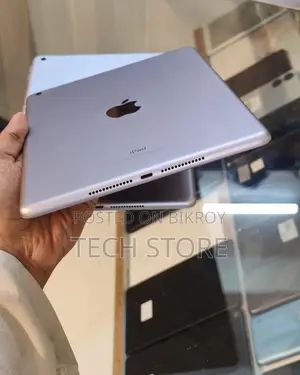 Ipad 6th gen 32gb Large Display Tablet