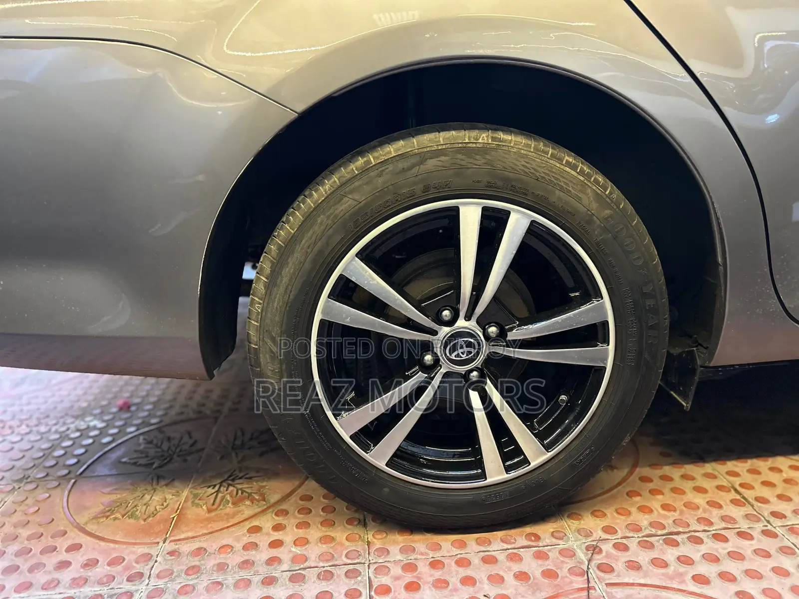 Toyota Axio EX OCTANE / BRONZE 2020