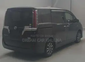 Toyota Esquire PKG.XI 2 DOOR POWER 2020