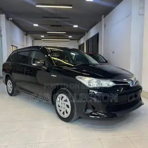 টয়োটা ফিল্ডার ইএক্স হাইব্রিড ব্ল্যাক ২০২১