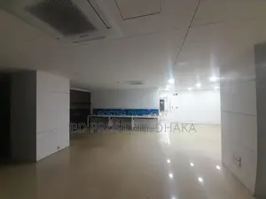 গুলশানে ৫৫০০ বর্গফুটের সম্পূর্ণ ফার্নিশড কমার্শিয়াল স্পেস ভাড়া হবে