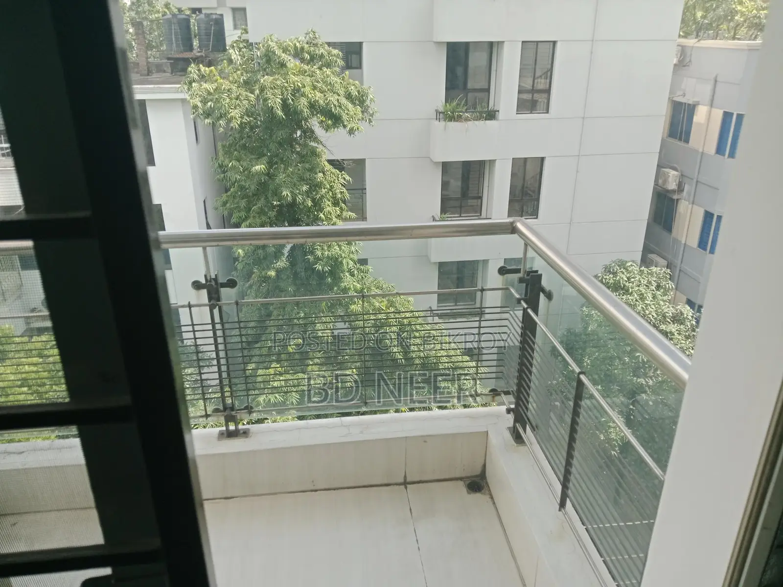বনানীতে চমৎকার ফার্নিশড ৩ বেডরুমের অ্যাপার্টমেন্ট ভাড়া হবে