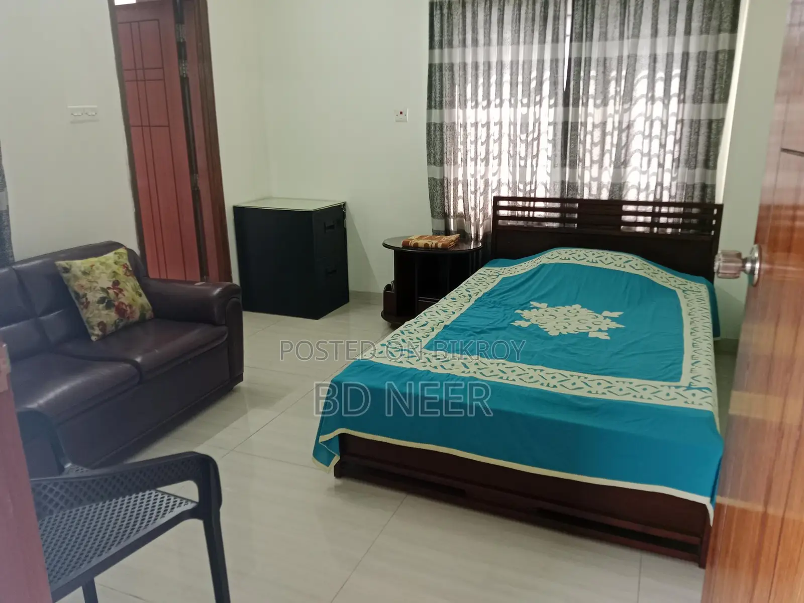 বনানীতে চমৎকার ফার্নিশড ৩ বেডরুমের অ্যাপার্টমেন্ট ভাড়া হবে