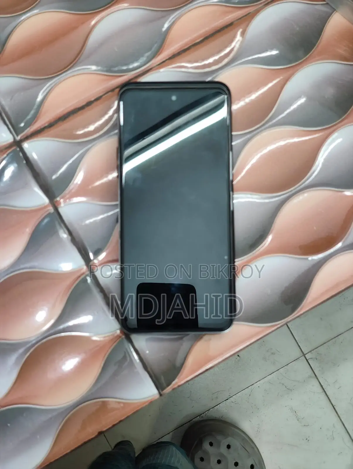 Vivo Y19s . (Used)