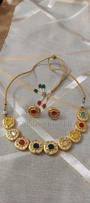 কুন্দনের গলার সেট মিনাকারি করা