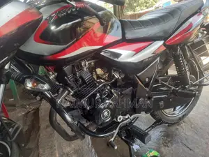 Bajaj Discover 125 . 2021