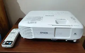 EPSON EB-2042 NEW 4400 Lumens Projector