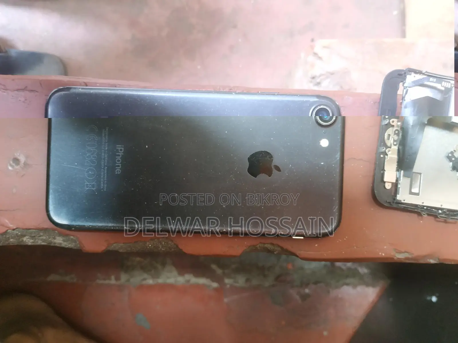 Apple iPhone 7 Plus 32 GB (Used)