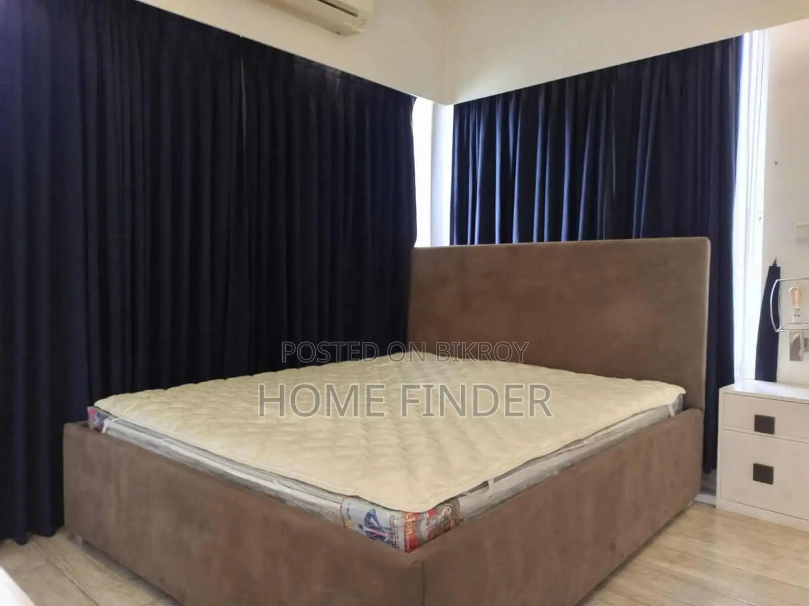 New Furniture with Modern Apt: For Rent @ Gulshan