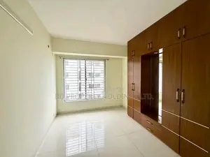 উত্তরায় ৪ বেডরুমের অ্যাপার্টমেন্ট ভাড়ার জন্য