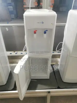 ওয়াটার ডিসপেন্সার উইথ কম্প্রেসার কুলিং