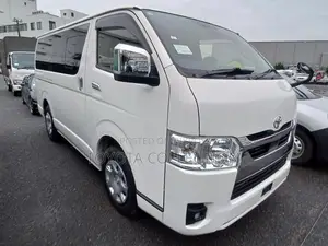 Toyota Hiace SUPER GL PUSH LED 2023